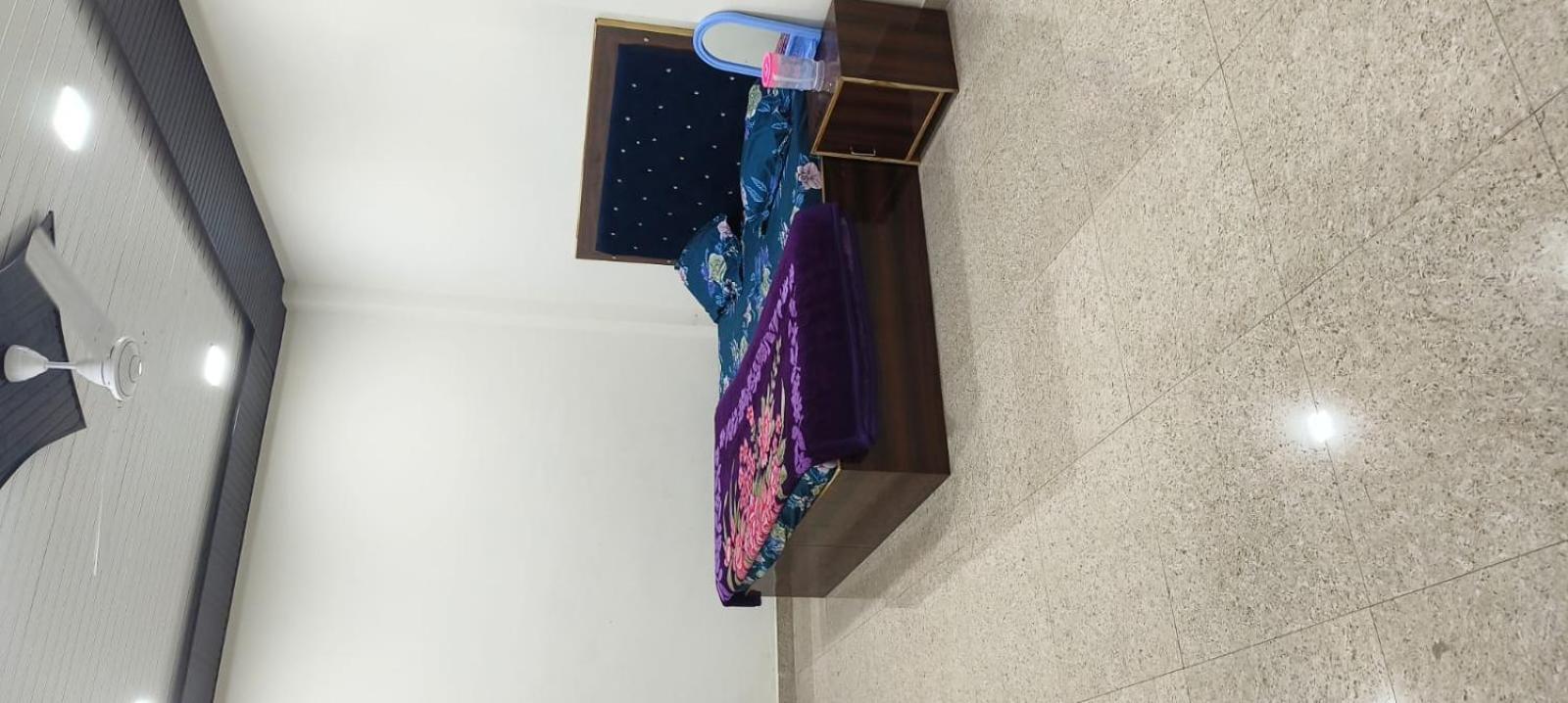 Jay Shree Radhey Home Stay Mathura Eksteriør billede